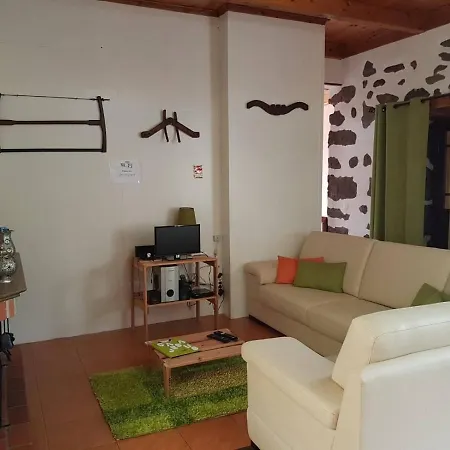 Apartamento A Casa Do Jesus Al Lomba (Flores)