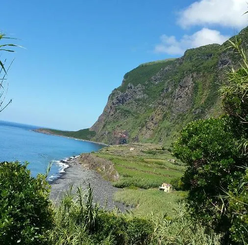 A Casa Do Jesus Al * Lomba (Flores)